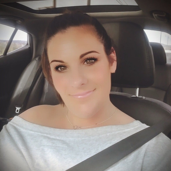 Meet your Posher, Kelly - Picture 1 of 1